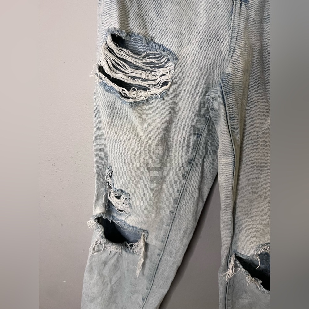 PACSUN Destruction lightwash jeans size 25 - Picture 9 of 10